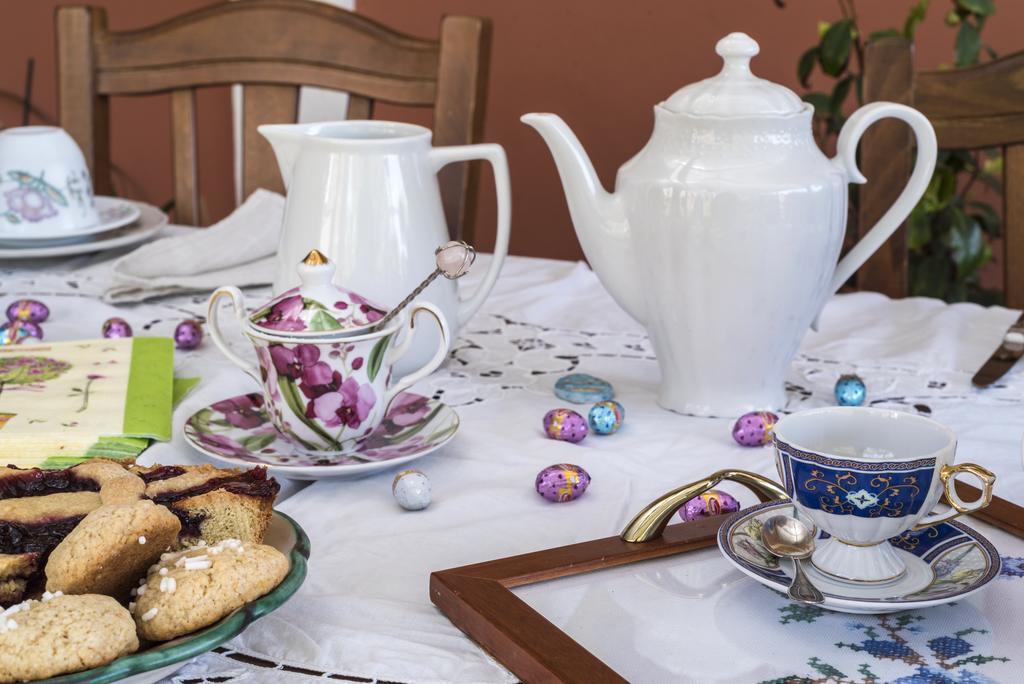 Country House Araba Phoenix カステッラバーテ エクステリア 写真